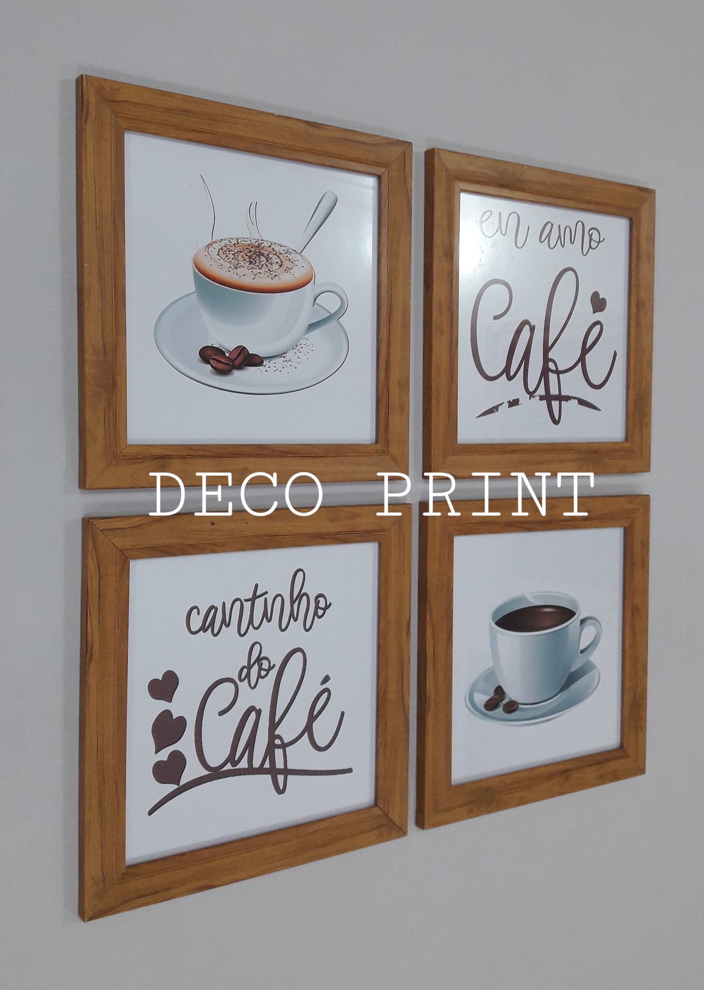 تابلوهات مقاهي بواجهة زجاج أنيقة