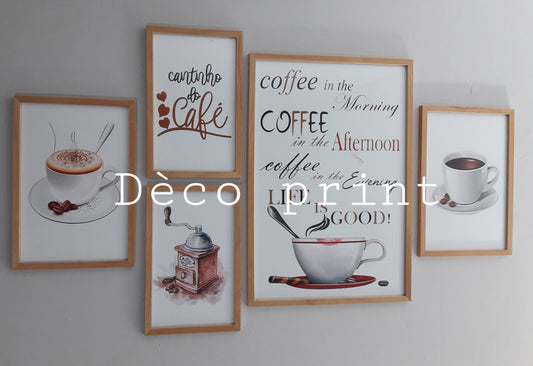 تابلوهات مقاهي بواجهة زجاج أنيقة