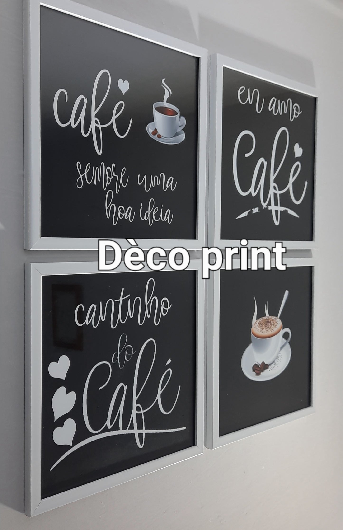 تابلوهات مقاهي بواجهة زجاج أنيقة