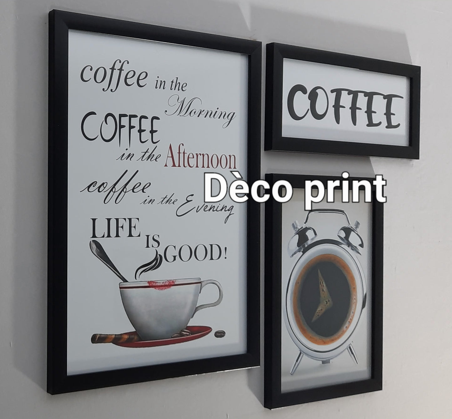 تابلوهات مقاهي بواجهة زجاج أنيقة