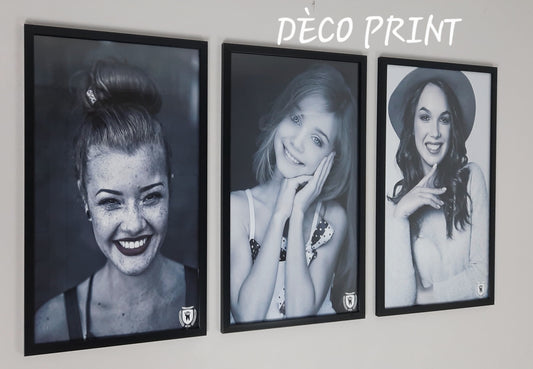 تابلوهات واجهة زجاجية خاصة بعيادة الاسنان