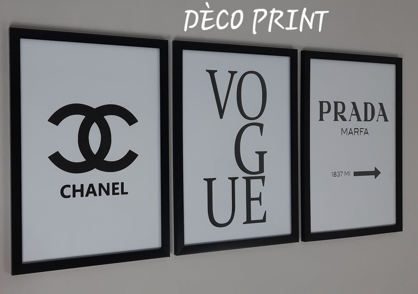 لوحات جدارية خاصة بمحلات الملابس