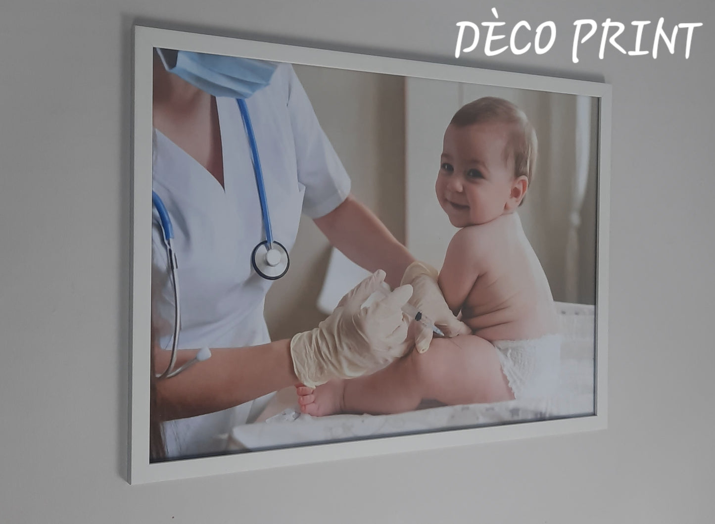 لوحات جدارية خاصة بعيادة طب الاطفال