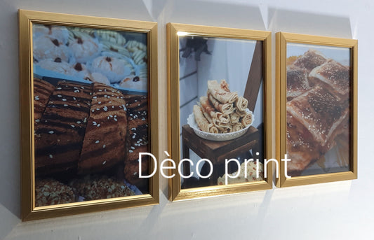 تابلوهات حلويات وباتيسري بواجهة زجاج 🍰