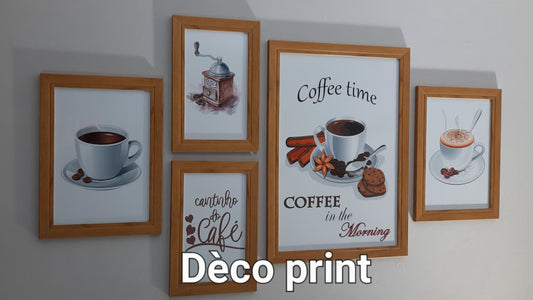 تابلوهات مقاهي بواجهة زجاج أنيقة