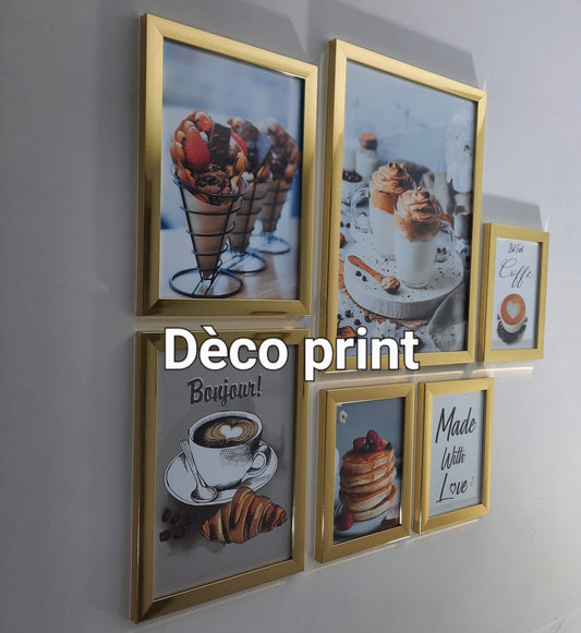 تابلوهات مقاهي بواجهة زجاج أنيقة