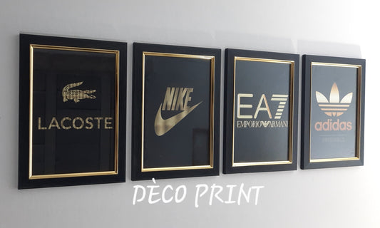 لوحات جدارية خاصة بمحلات الملابس