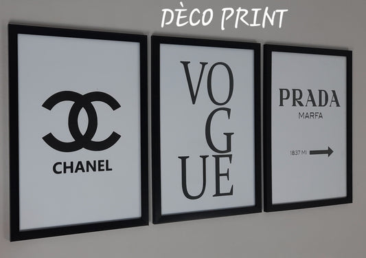 لوحات جدارية خاصة بمحلات الملابس