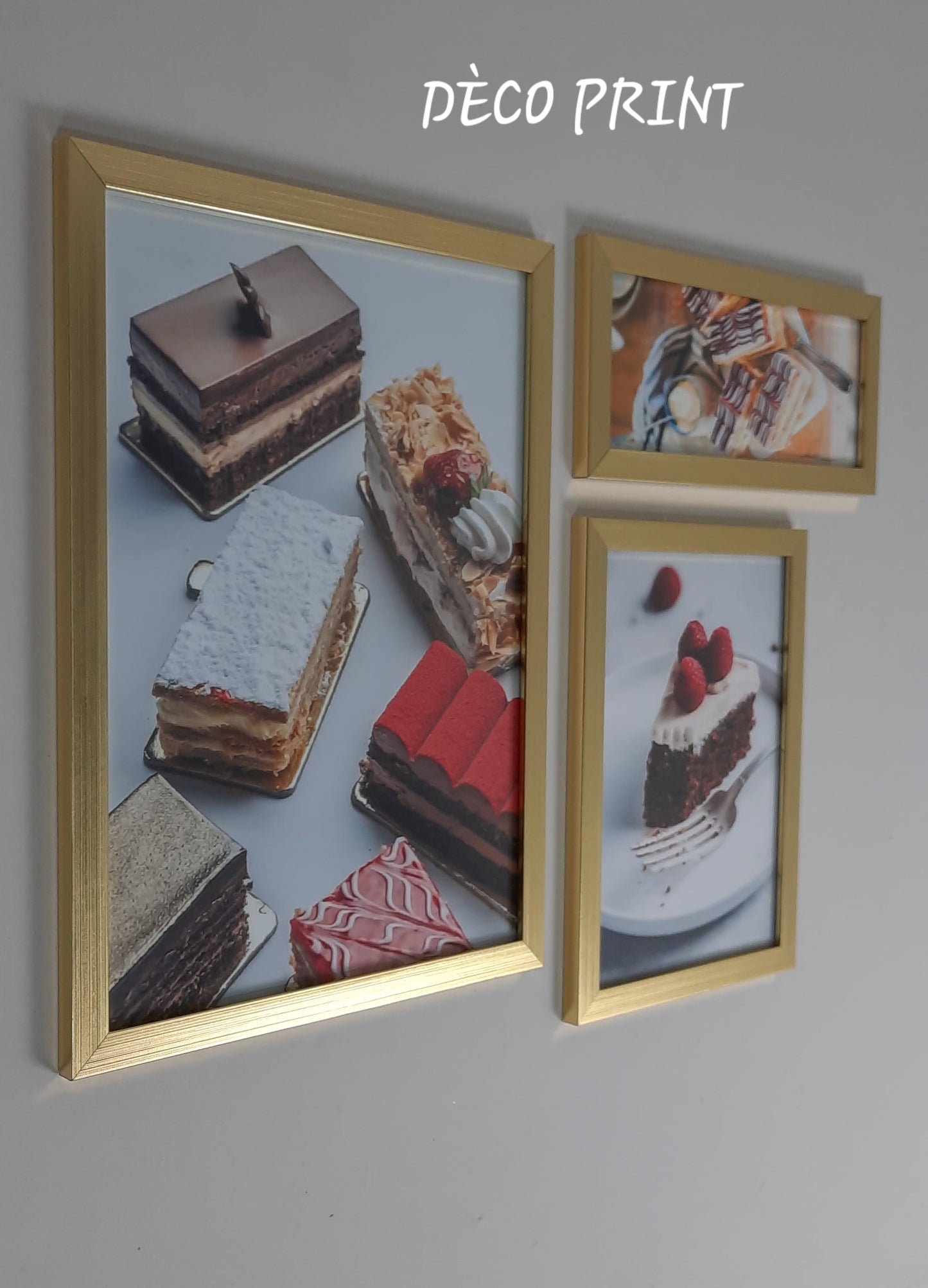 تابلوهات حلويات وباتيسري بواجهة زجاج 🍰