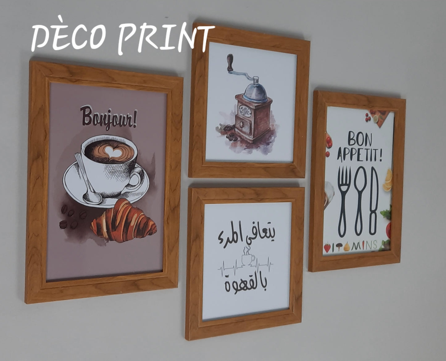 تابلوهات مقاهي بواجهة زجاج أنيقة