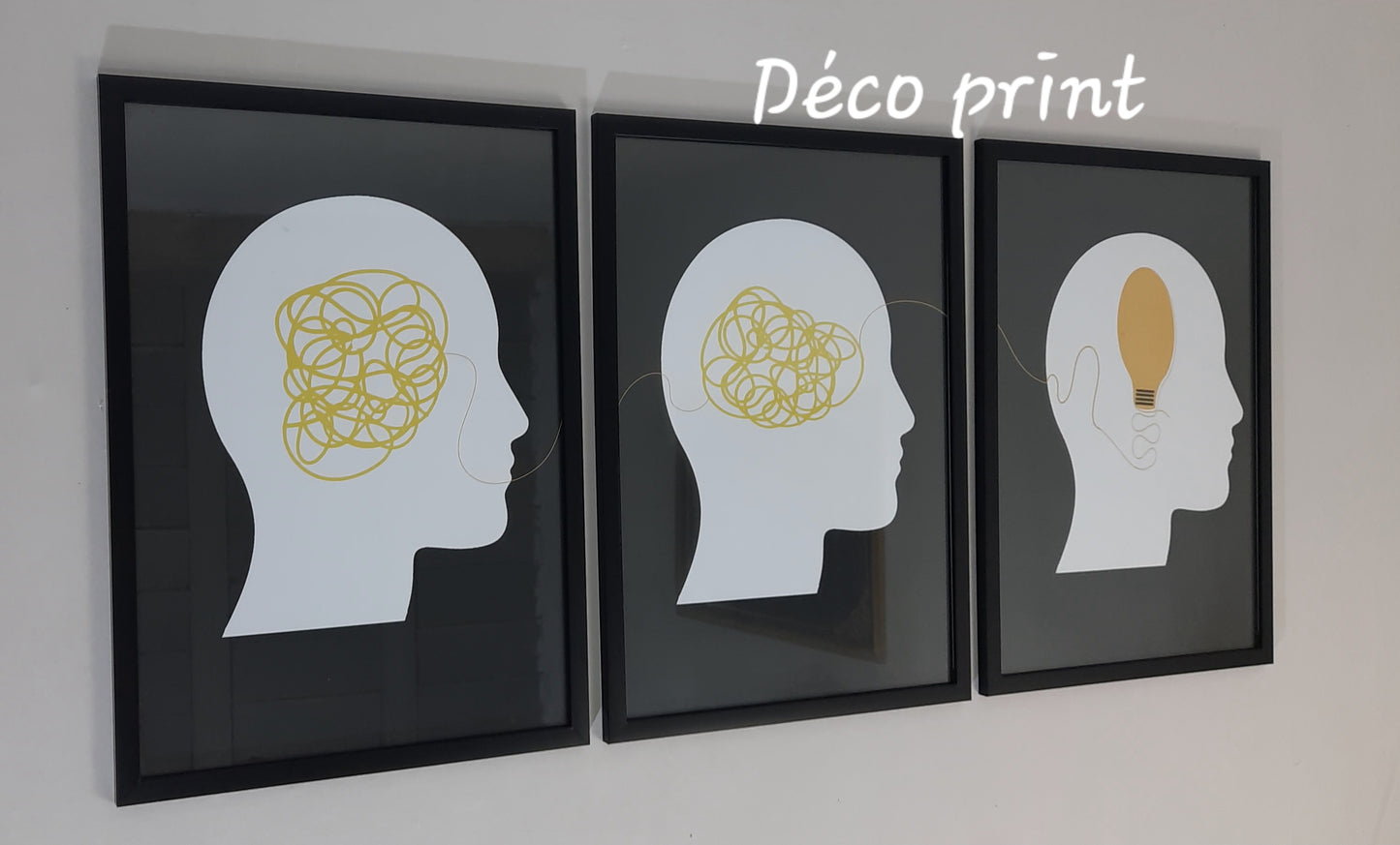 لوحات جدارية خاصة بعيادة الطب النفسي