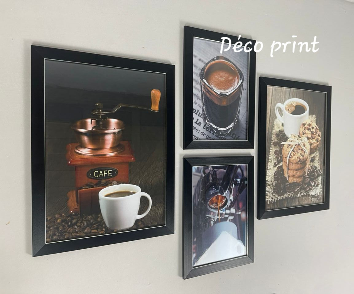 تابلوهات   مقاهي  بواجهة زجاج أنيقة