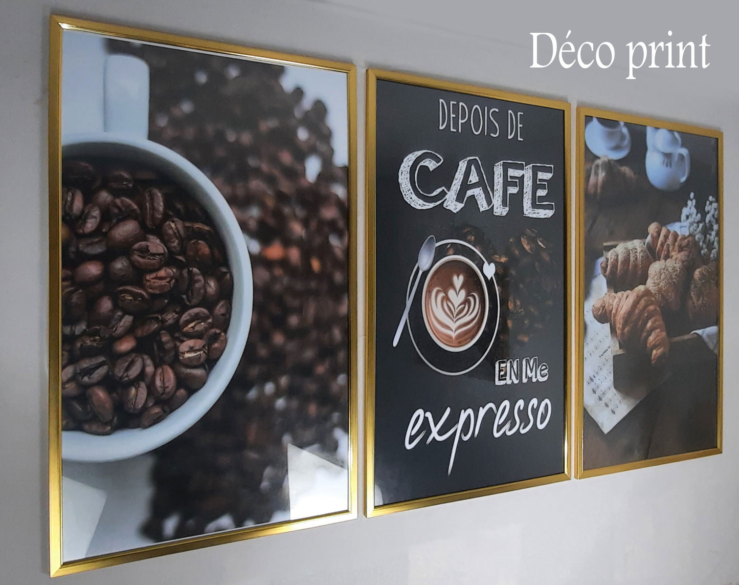 تابلوهات   مقاهي  بواجهة زجاج أنيقة